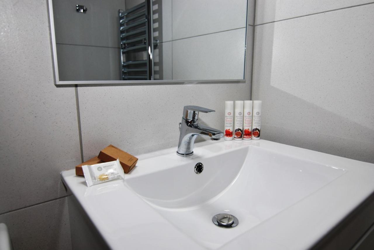 Brand new Cozy Basement Apartment Argostoli  Buitenkant foto